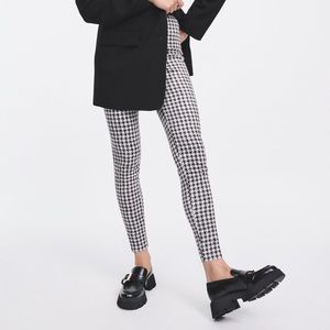 ✨ SALE ✨ Zara Faux Suede Leggings ✨SALE ✨